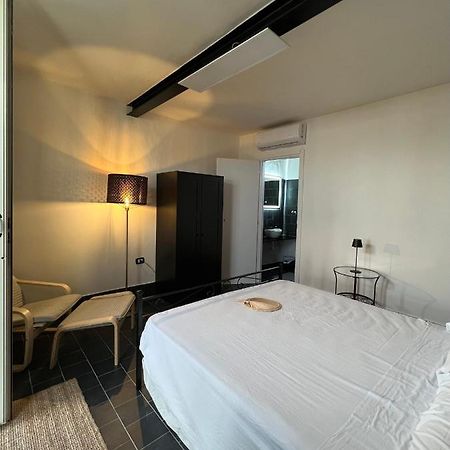 Beach Suites - By Lido Scalzone Castel Volturno Exterior foto